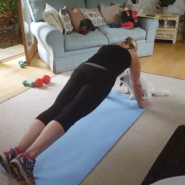 Friday plank.
 @misslucy_lou always likes to be involved..
.
.
.