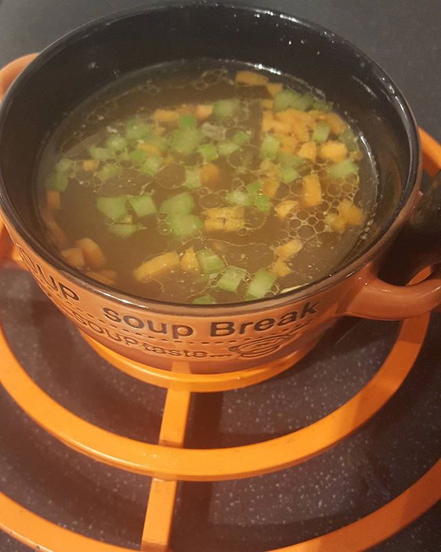 Tonight's chicken bone broth fast supper.

Added finely chopped carrots and celery to add some texture and feeling that you might be eating more than just a broth.
The recipe is in the earlier posting.

@grayshottspa