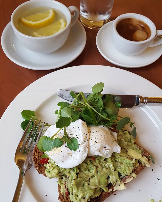 A healthy breakfast sets you up for the day.

Hot water and lemon first. 
Avocado on sourdough toast (complex carbs)
Poached eggs ( protein) 
Watercress ( iron) 
A single Espresso coffee (better with food than on an empty tum as it affects your own natural energy resources)