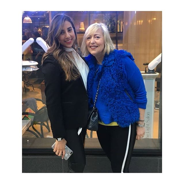 At the Suman Brows Beauty Atelier launch party at Hershesons London.

With the lovely Suman -the go-to guru of microblading brows.

I'm wearing.....
Blue fur filet-Joseph
Blue cashmere sweater-M&S
Tracky bottom leggings-Zara
Bag-Chanel.
Blonder hair again with thanks to @chanelnott
.
.
.
. 
party
